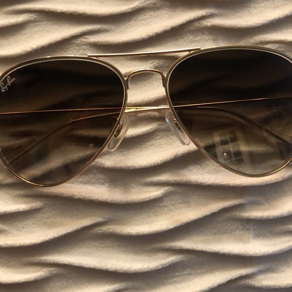 Ray-Ban Aviators - Picture 6 of 6
